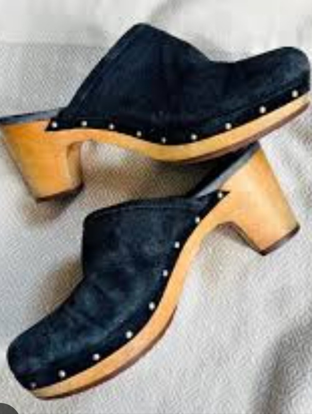UGG Australia Abbie 5772 Clogs Mules US 8 Black Suede Studded Wood Heel Shoes